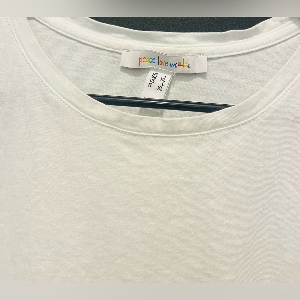Peace Love World “This is Love” Graphic Tee… - Picture 3 of 8